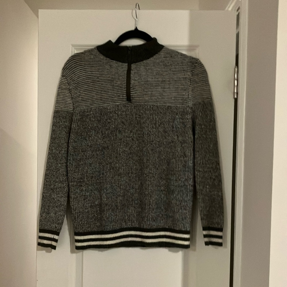 Cat & Jack Black and Gray Striped Sweater size L
